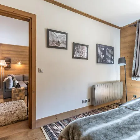 Magnifique Au Centre De Val-d'isere, Proche Pistes Et Commerces - Fr-1-519-1